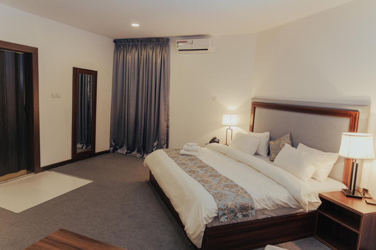Sinclair Lake Chad Abuja Luaran gambar