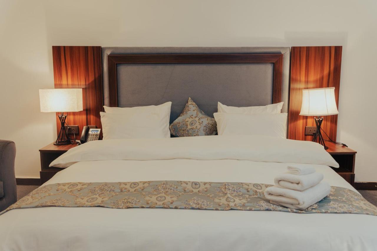Sinclair Lake Chad Abuja Luaran gambar